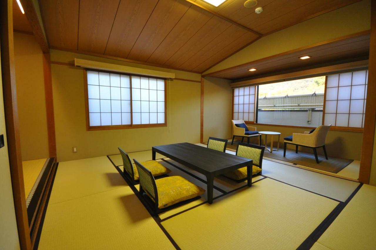 Gion Ryokan Karaku Киото Екстериор снимка